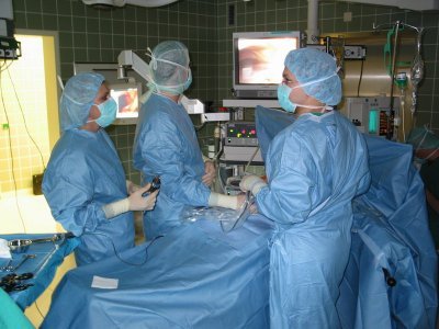 Leistenbruch-Operation: Immer mehr Kliniken bieten Eingriff "durchs Schlüsselloch"
an