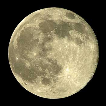 Warum der Mond die Haare zu Berge stehen lässt