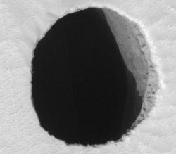 Neues vom Loch im Mars