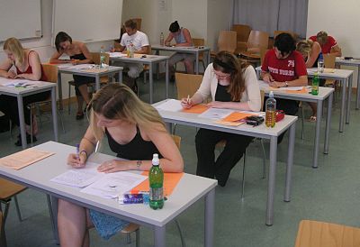 Warum man Prüfungen nicht in der Gruppe ablegen sollte