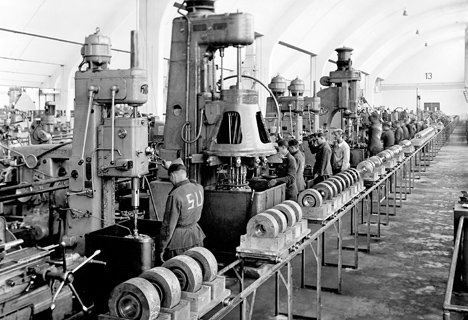 Die Deutschen, die Zwangsarbeit und der Krieg