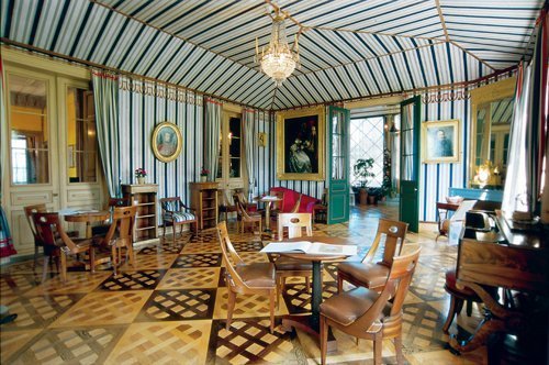 Ein Schloss verrät seine Geheimnisse