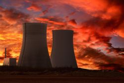 Stell Dir vor, weltweit werden alle Atomkraftwerke abgestellt