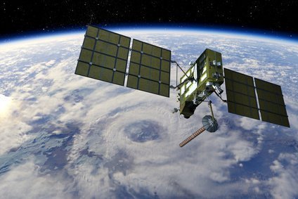 Treibhausgase lassen Satelliten schneller kreisen
