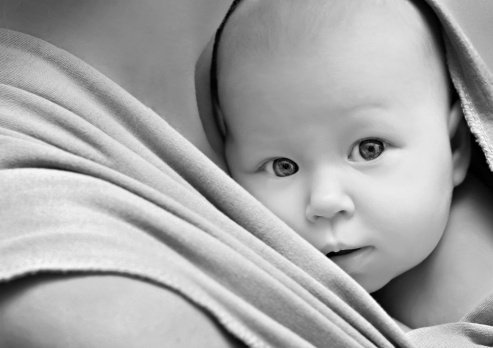 Babys in der Trageruhe