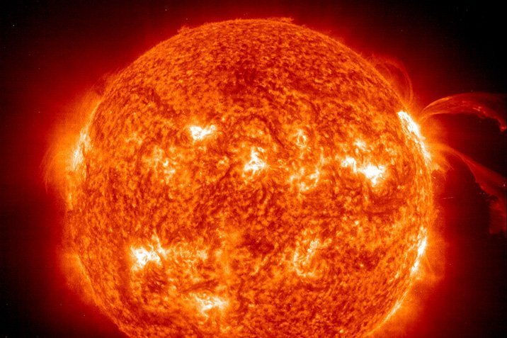 Sonnenwind macht Blitze
