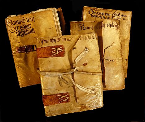 Mainzer Historiker untersuchen die Augsburger „Baumeisterbücher“