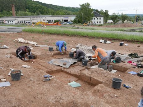 Rastplatz steinzeitlicher Jäger ausgegraben