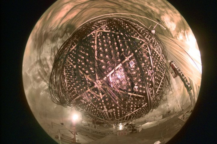 Neutrinos: Leicht, aber oho!