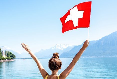 Wie "Mädchen" ihr Glück in der Schweiz suchten