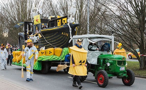 Karneval mit Klimademo