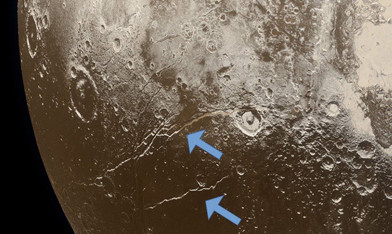 Hatte Pluto einen heißen Start?