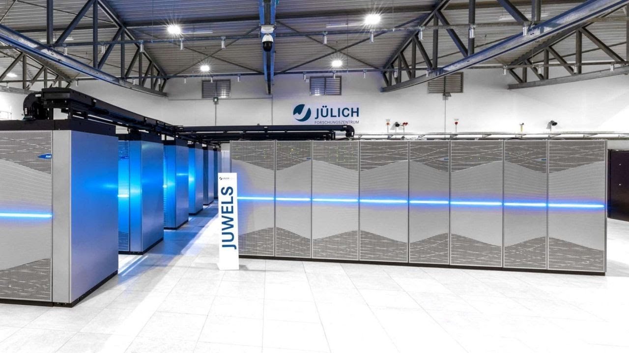 Das digitale Superhirn von Jülich