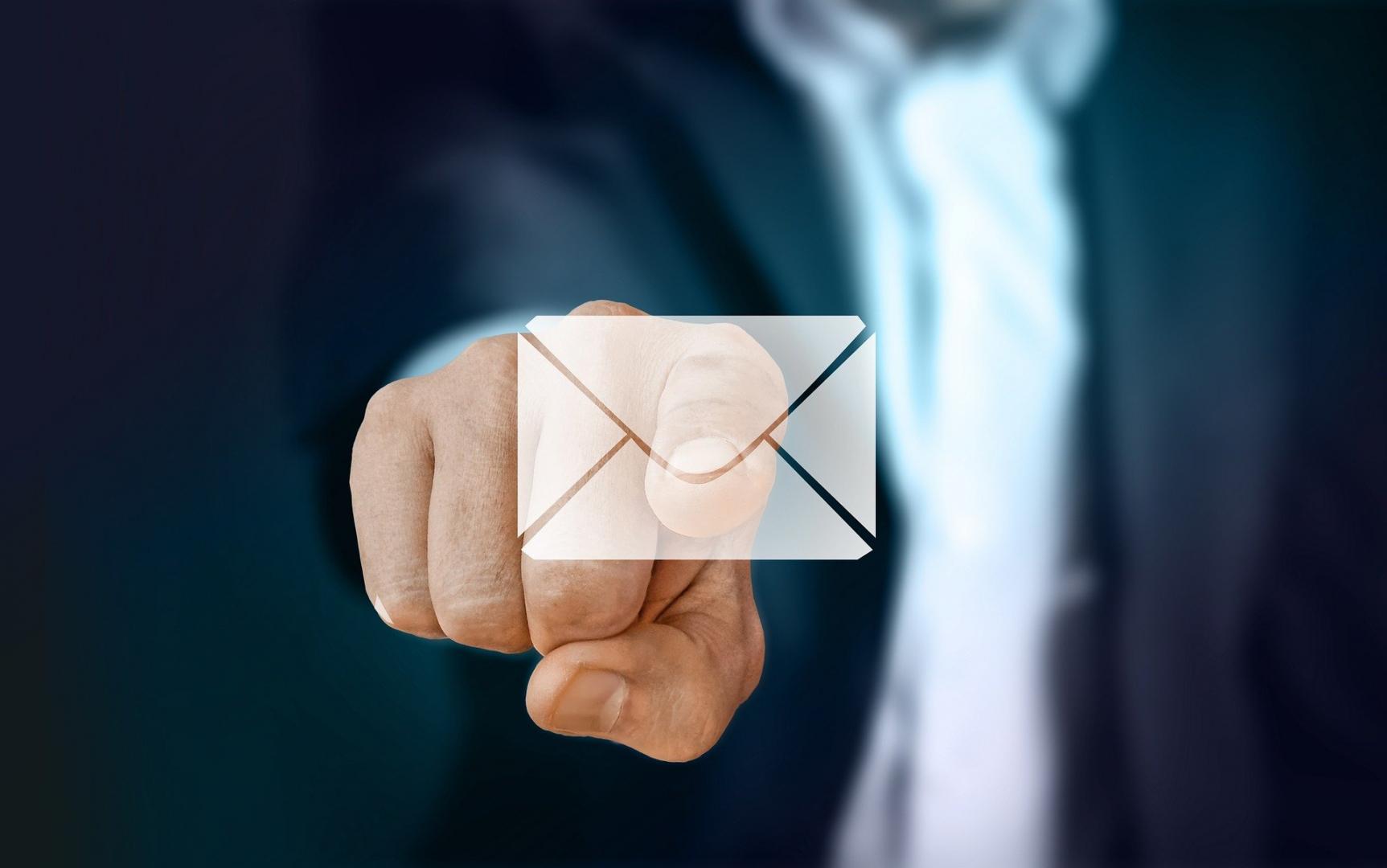 Der Weg einer E-Mail – Wie sicher ist der elektronische Brief?