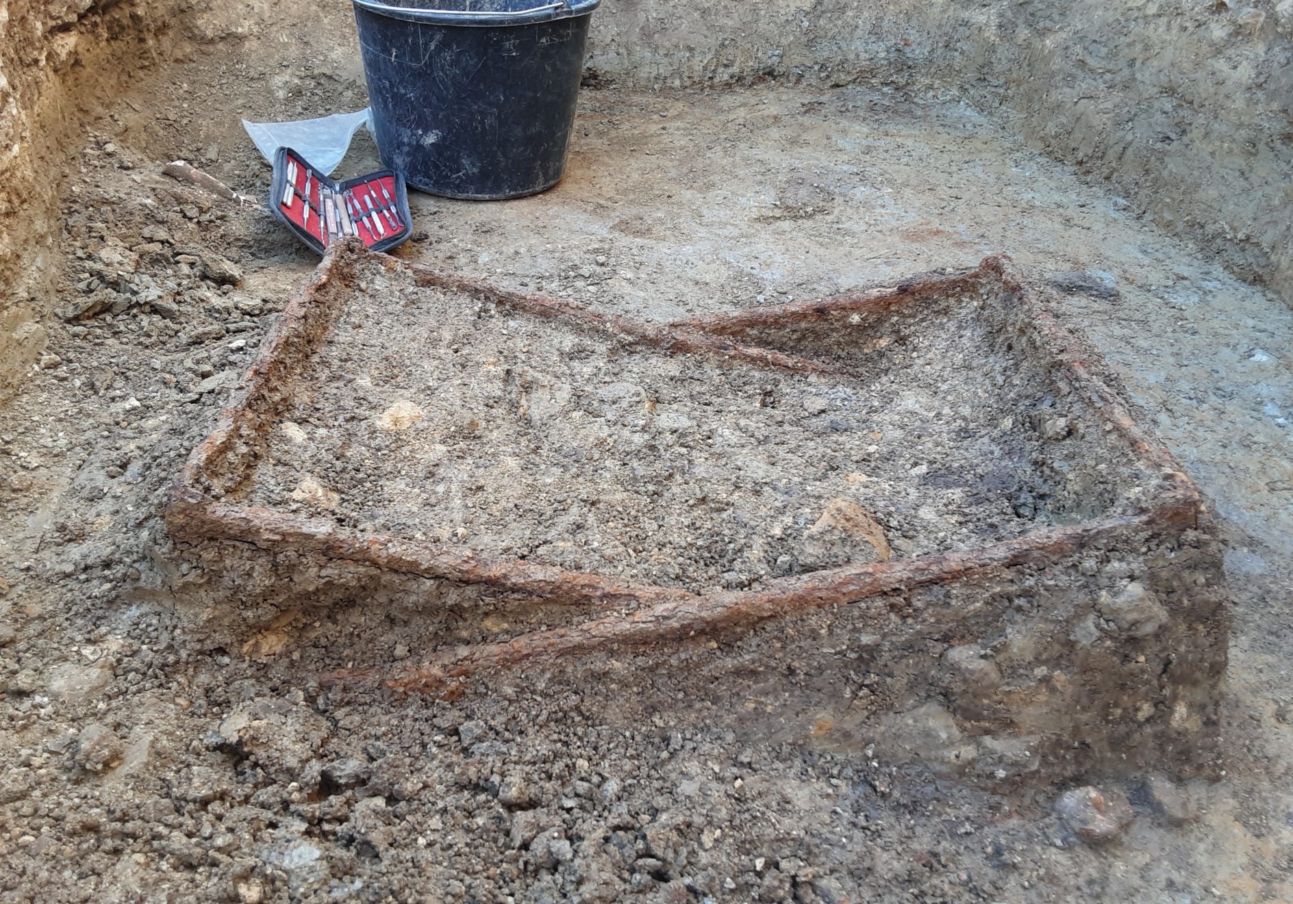 1400 Jahre alter Klappstuhl entdeckt