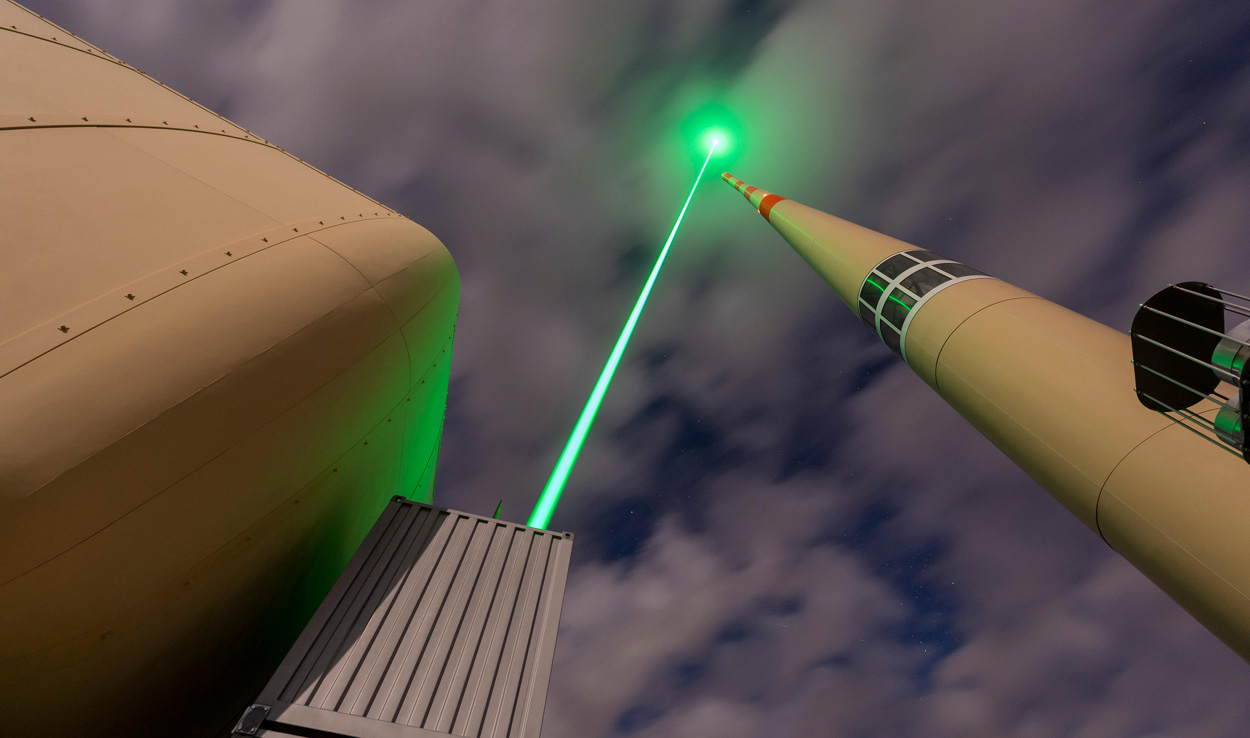 Blitzablenkung mittels Laser