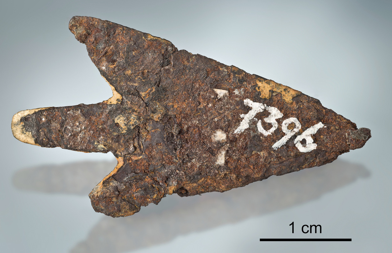 Bronzezeitliche Pfeilspitze aus Meteoriteneisen