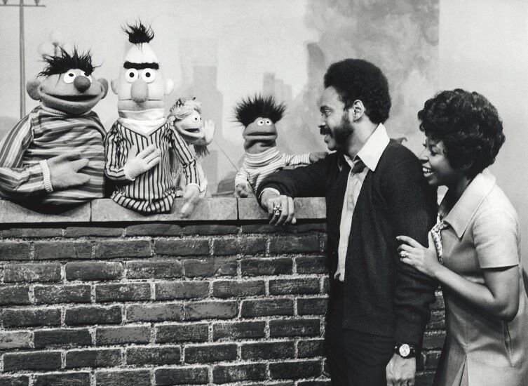Wer nicht fragt, bleibt dumm – 50 Jahre Sesamstraße