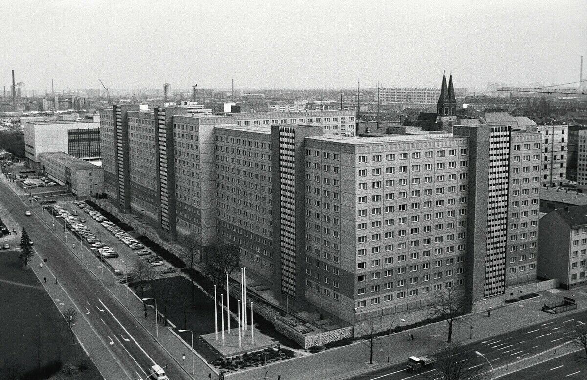 Die Stasi macht sich breit