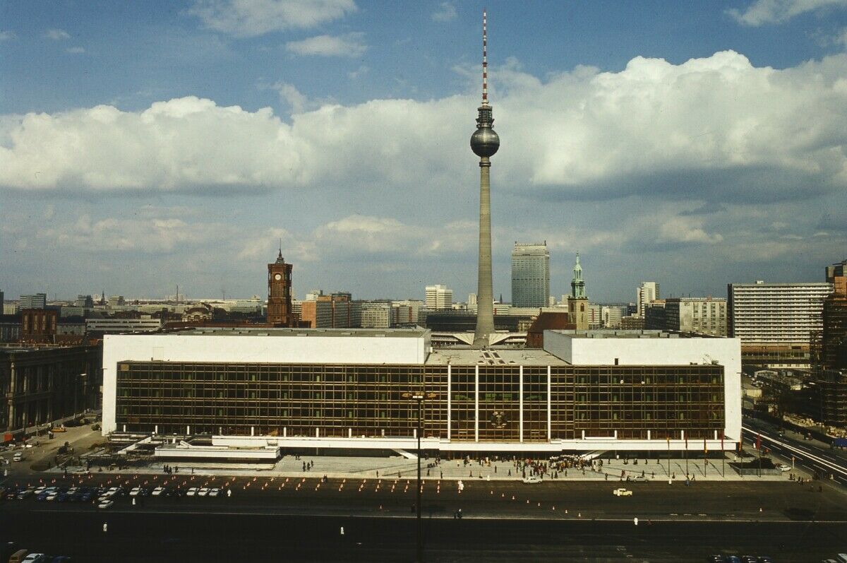 Die „Visitenkarten“ des DDR-Staats