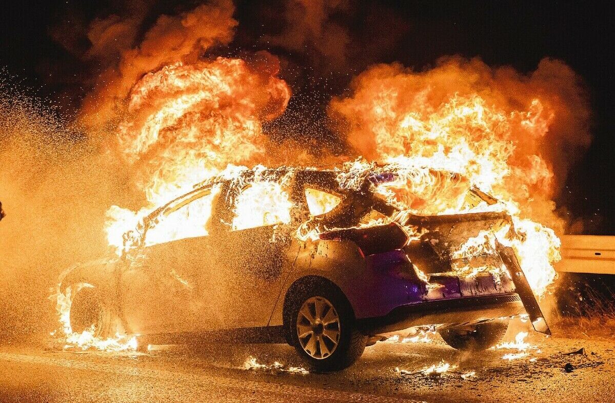 Auto-Akkus – brandgefährlich?