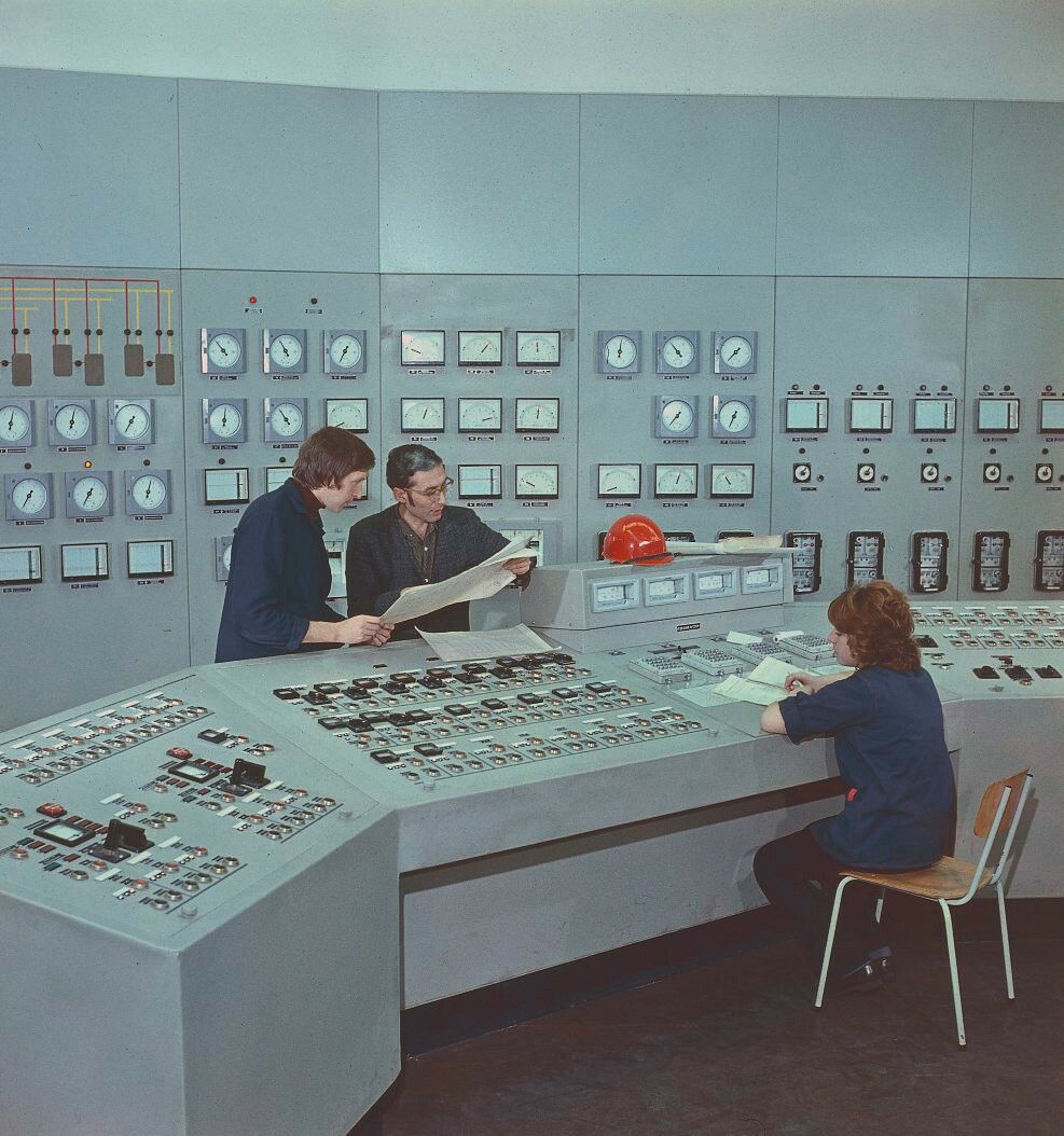 Geschlechterbeziehungen in DDR-Großbetrieben