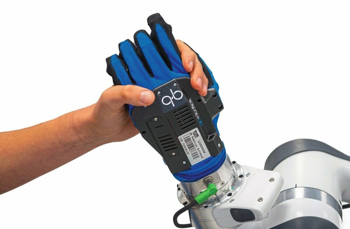 Helfende Roboterhände
