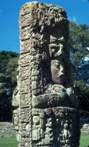 Maya-Stele