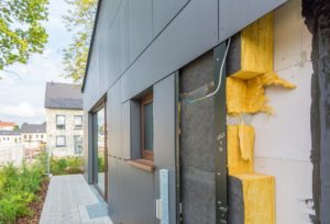 Wärmedämmplatten an Hauswand