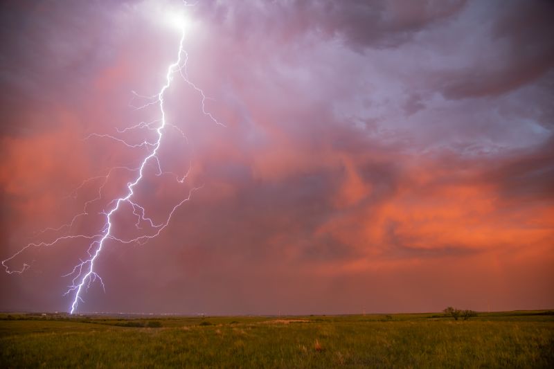 Ein Blitz in der Tornado Alley