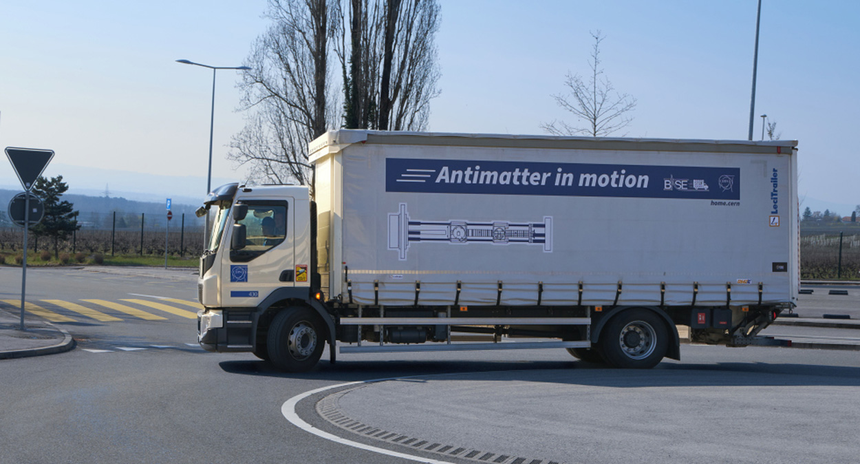 Weltweit erster Transport von Antimaterie