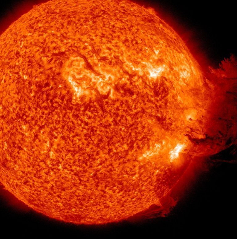 Die Sonne spuckt Feuer
