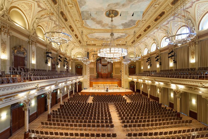 Mehr Musikgenuss im "Schuhkarton"