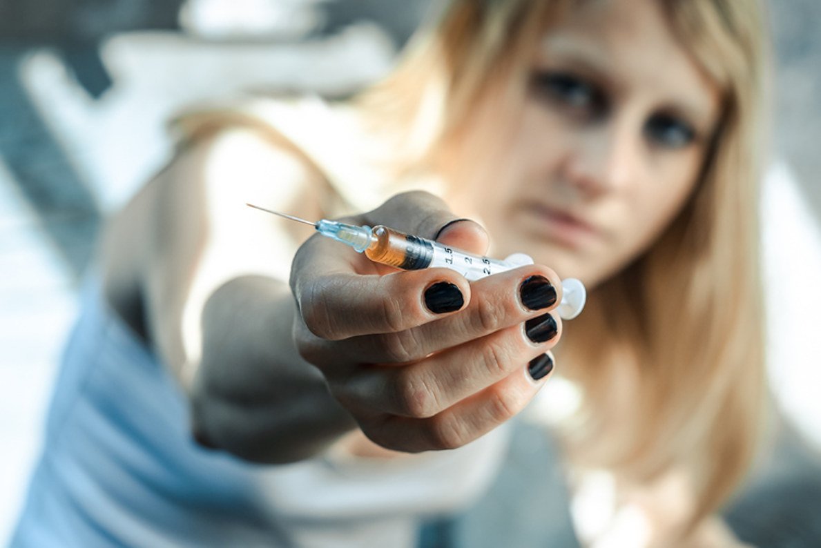 Suchtgefährdet durch uraltes Virus