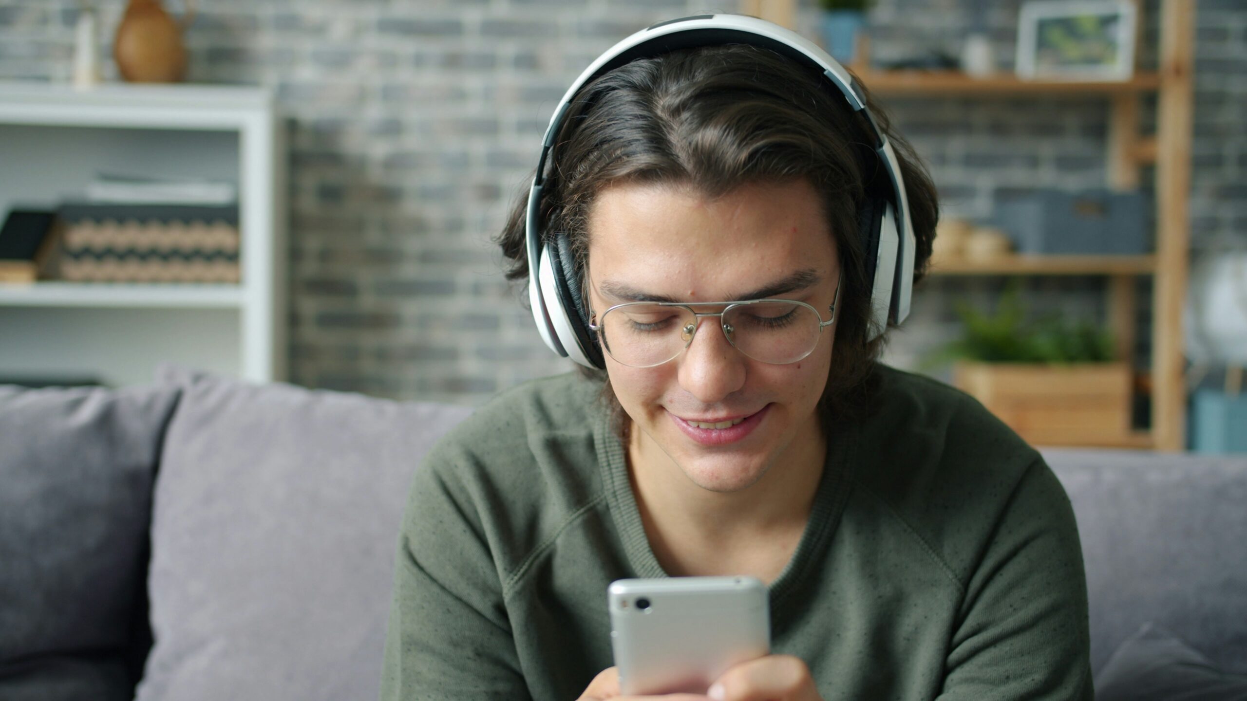 Warum immer mehr Menschen kurzsichtig werden – und welche Rolle Lebensstil und Digitalisierung spielen
